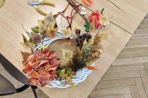 Warsztaty dla seniorów - Jesienne wianki