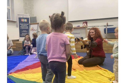 Zajęcia umuzykalniające dla rodziców z dziećmi w wieku 2-3 lata