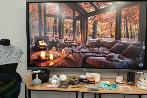 Warsztaty robienia na drutach dla seniorów