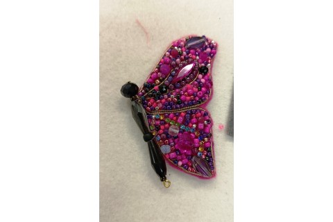 Warsztaty tworzenia biżuterii - broszka w technice haftu koralikowego