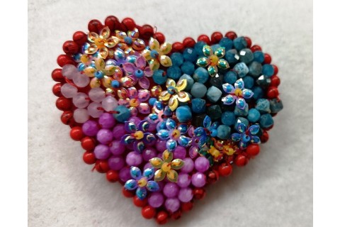 Warsztaty tworzenia biżuterii - broszka w technice haftu koralikowego