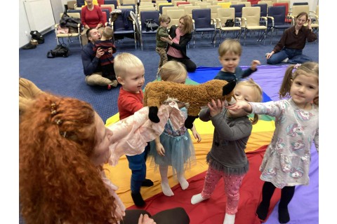 Zajęcia umuzykalniające dla rodziców z dziećmi w wieku 2-3 lata