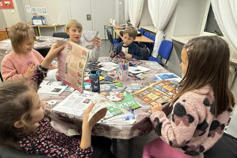 Warsztaty kreatywne „Kolaż marzeń” dla dzieci 8+