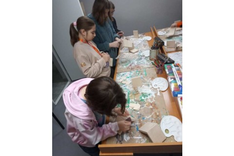 Warsztaty dla dzieci 10+ „Zabawy z drewnem”