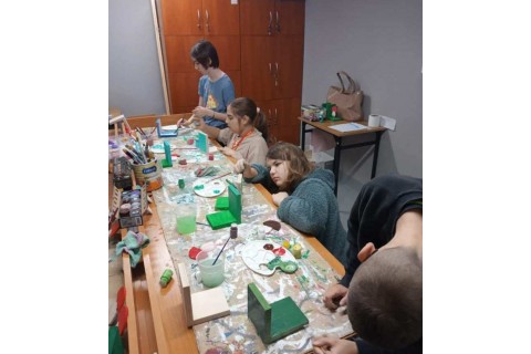 Warsztaty dla dzieci 10+ „Zabawy z drewnem”