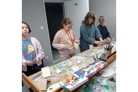 Warsztaty dla dzieci 10+ „Zabawy z drewnem”