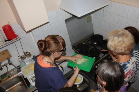 Październik z mamami - warsztaty kuchni hiszpańskiej