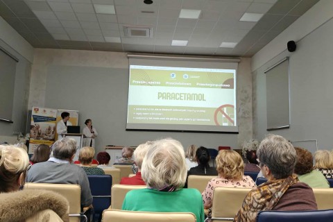 Prelekcja „Farmacja na talerzu - o interakcjach leków z żywnością”