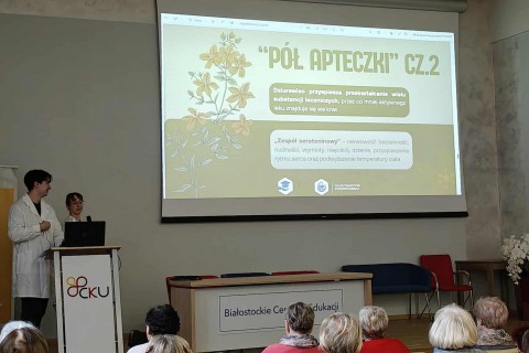 Prelekcja „Farmacja na talerzu - o interakcjach leków z żywnością”