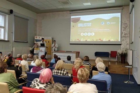 Prelekcja „Farmacja na talerzu - o interakcjach leków z żywnością”