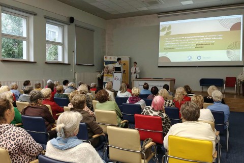 Prelekcja „Farmacja na talerzu - o interakcjach leków z żywnością”