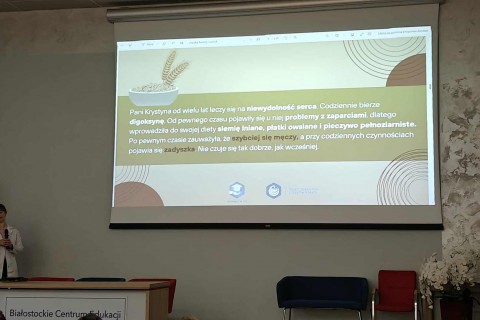 Prelekcja „Farmacja na talerzu - o interakcjach leków z żywnością”