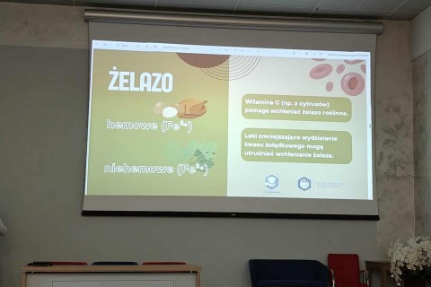 Prelekcja „Farmacja na talerzu - o interakcjach leków z żywnością”