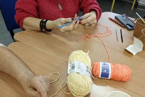 Warsztaty szydełkowania dla seniorów