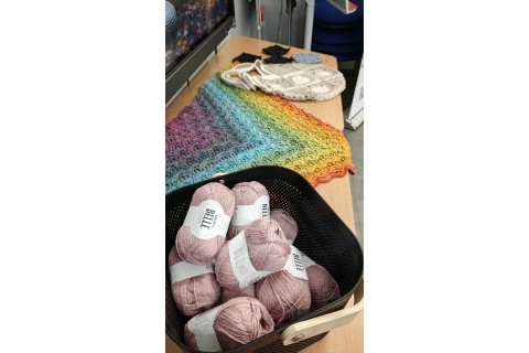 Warsztaty szydełkowania dla seniorów