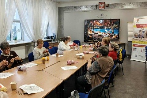 Warsztaty szydełkowania dla seniorów