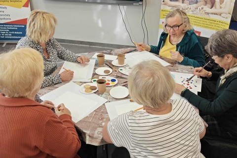 Warsztaty malarstwa dla seniorów - akrylowy pejzaż