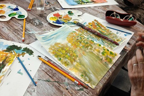 Warsztaty malarstwa dla seniorów - akrylowy pejzaż