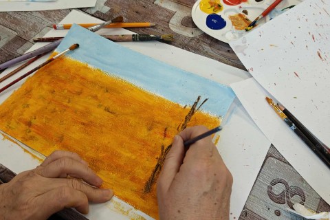 Warsztaty malarstwa dla seniorów - akrylowy pejzaż