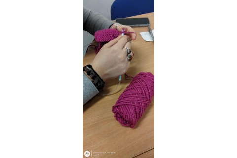 Warsztaty robienia na drutach dla początkujących