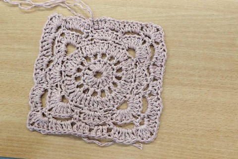 Warsztaty szydełkowania dla seniorów