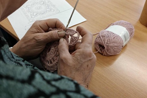 Warsztaty szydełkowania dla seniorów