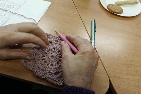 Warsztaty szydełkowania dla seniorów