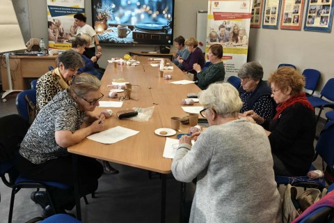 Warsztaty szydełkowania dla seniorów