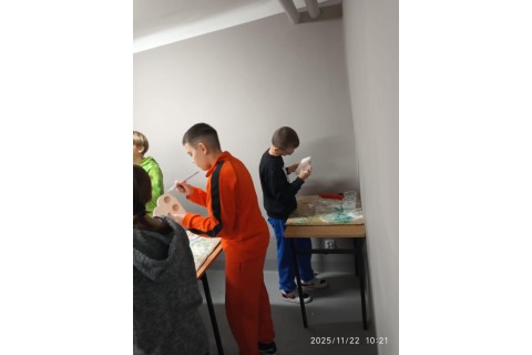 Warsztaty dla dzieci 10+ „Zabawy z drewnem”