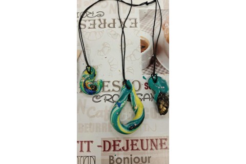 Warsztaty kreatywne dla seniorów - Biżuteria z modeliny i sznurka