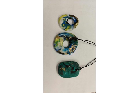 Warsztaty kreatywne dla seniorów - Biżuteria z modeliny i sznurka