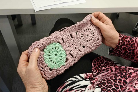 Warsztaty szydełkowania dla seniorów