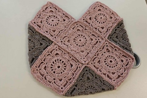 Warsztaty szydełkowania dla seniorów