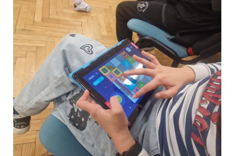 Trening pamięci - warsztaty z robotem Photon dla dzieci 10 - 12 lat