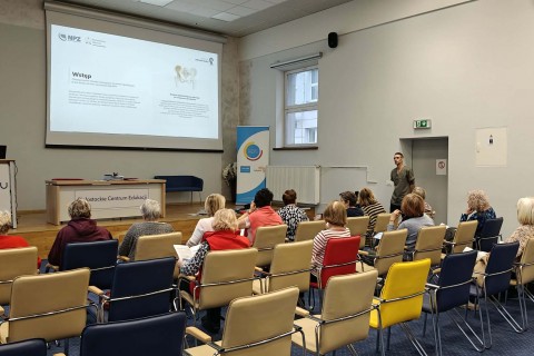 Cykl szkoleń w ramach projektu „Kierunek: zatrzymać osteoporozę”