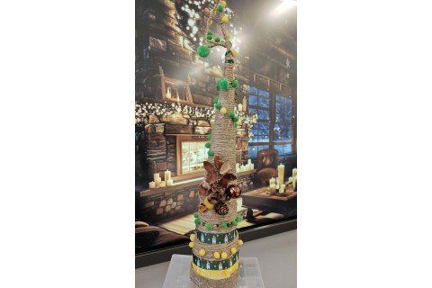 Warsztaty kreatywne dla seniorów - choinka z brystolu i koronki