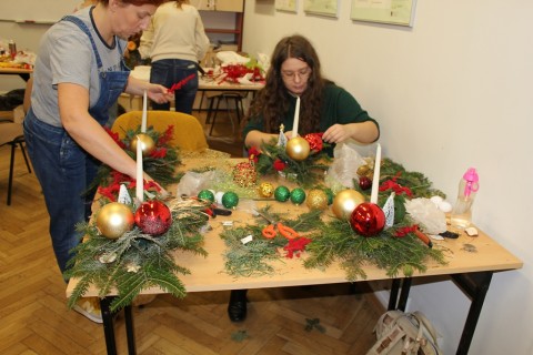 WARSZTATY FLORYSTYCZNE DLA DOROSŁYCH - STROIKI ŚWIĄTECZNE