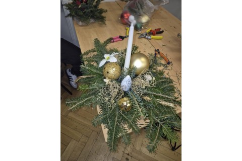 WARSZTATY FLORYSTYCZNE DLA DOROSŁYCH - STROIKI ŚWIĄTECZNE