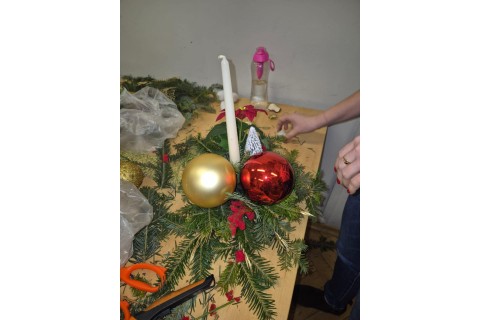 WARSZTATY FLORYSTYCZNE DLA DOROSŁYCH - STROIKI ŚWIĄTECZNE