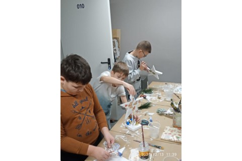 Warsztaty dla dzieci 10+ „Zabawy z drewnem”