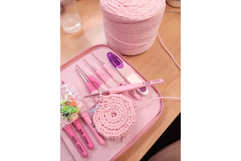 Spotkanie klubu pasjonatów robótek ręcznych