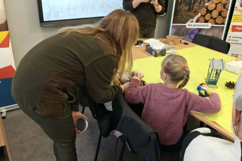 Warsztaty „Z Babcią, Dziadkiem i leśnikami - razem w trosce o ptaki”