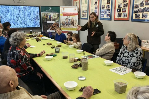 Warsztaty „Z Babcią, Dziadkiem i leśnikami - razem w trosce o ptaki”