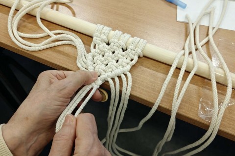 Warsztaty makramy dla seniorów