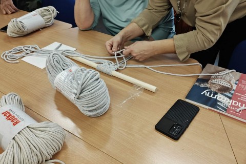 Warsztaty makramy dla seniorów