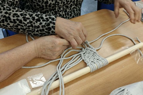 Warsztaty makramy dla seniorów