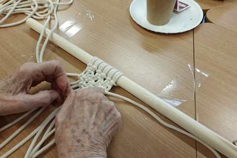 Warsztaty makramy dla seniorów