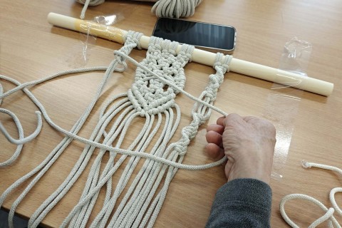 Warsztaty makramy dla seniorów