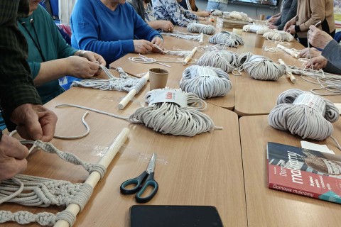 Warsztaty makramy dla seniorów