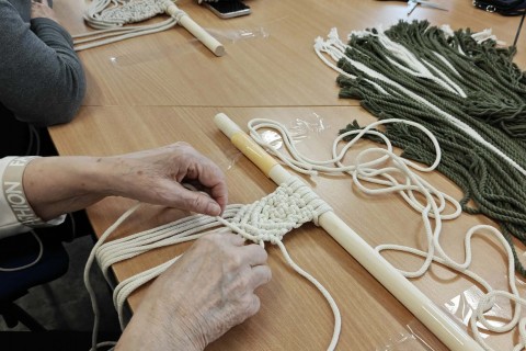 Warsztaty makramy dla seniorów